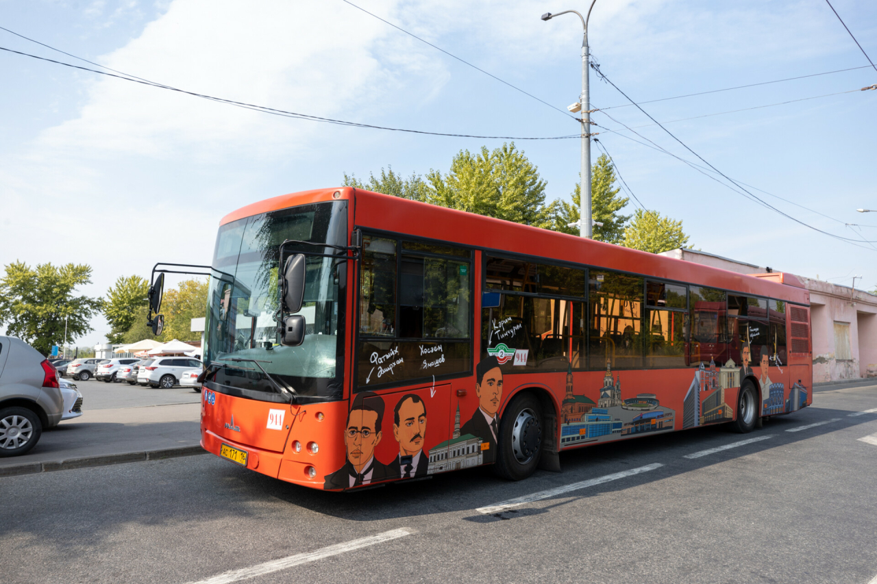 В автобусах Казани появится двуязычный аудиогид об истории и культуре города