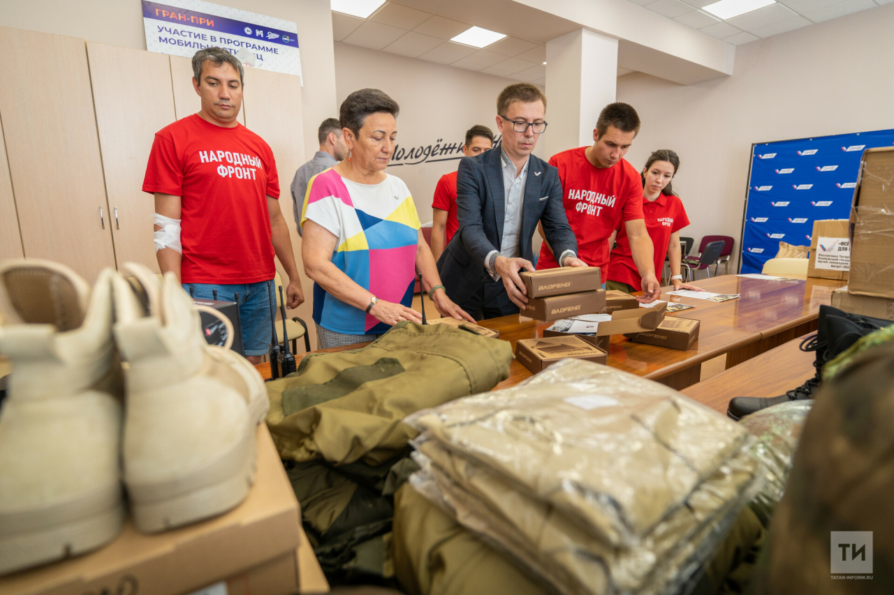«Для бойцов купили рации и бинокли»: музей-заповедник Елабуги отправил помощь на Донбасс