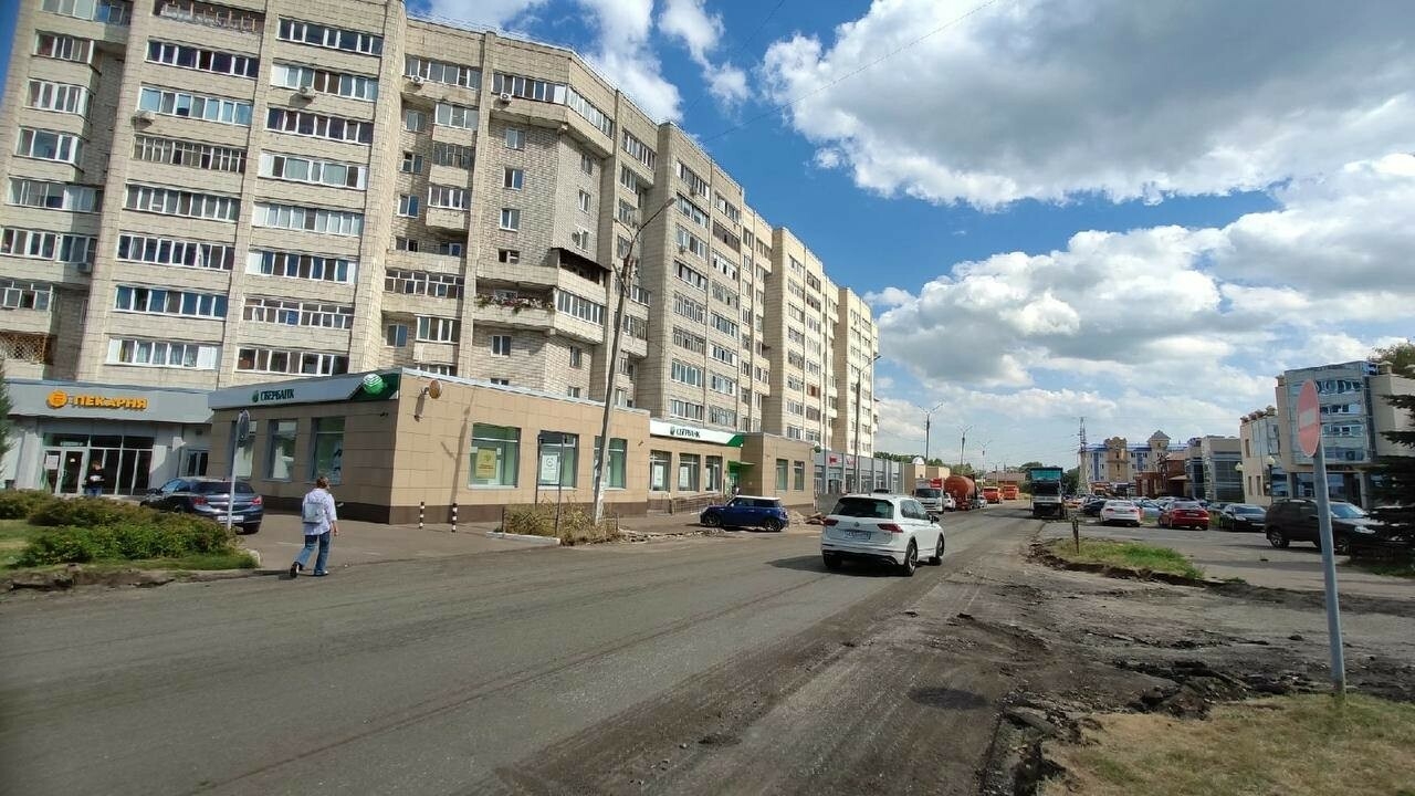 В Зеленодольске на ремонт двух центральных улиц дополнительно выделено 200 млн рублей