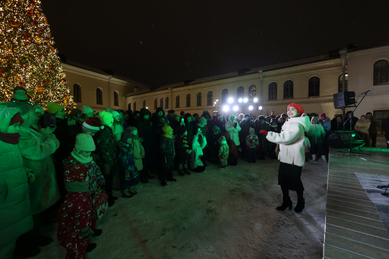 Концерт с участием Саиды Мухаметзяновой во дворе Кремля посетили гости из разных стран