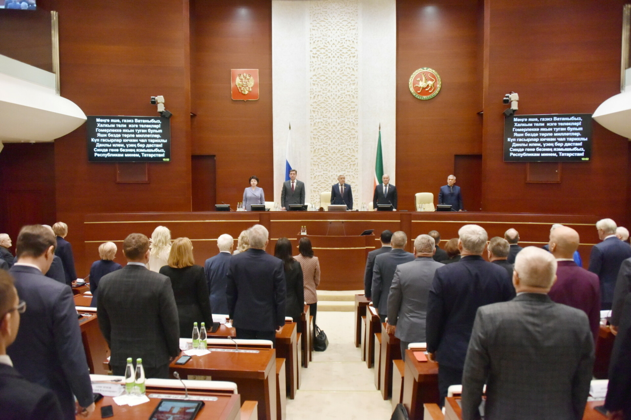 «Проект можно назвать компромиссным»: Госсовет Татарстана принял поправки к Конституции