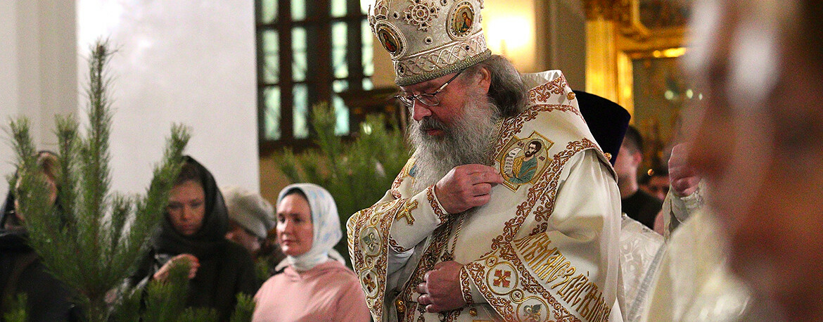 Митрополит Кирилл: «Войны – это временно, Рождество Спасителя мира дарит нам вечность»