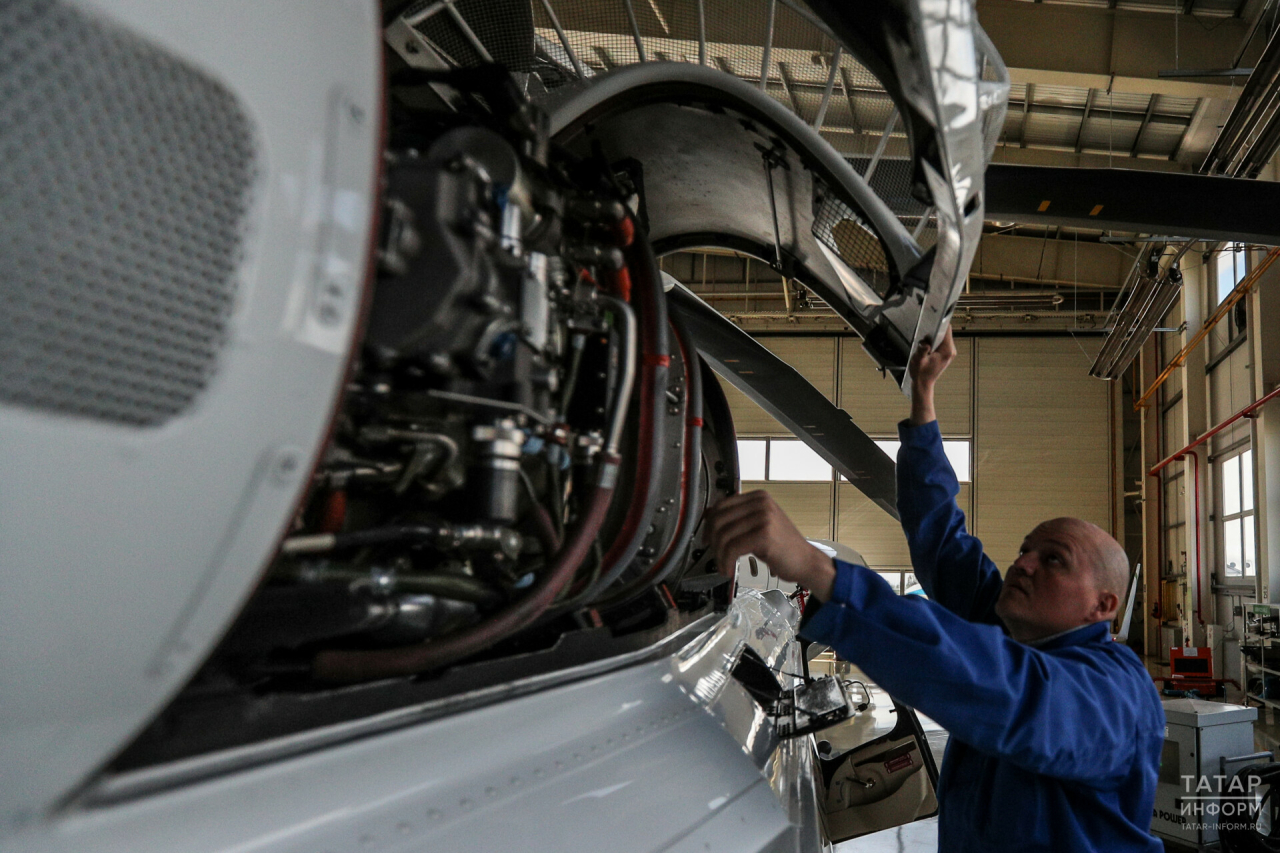 Бортинженер-испытатель возглавил топ высокооплачиваемых вакансий в Казани за октябрь