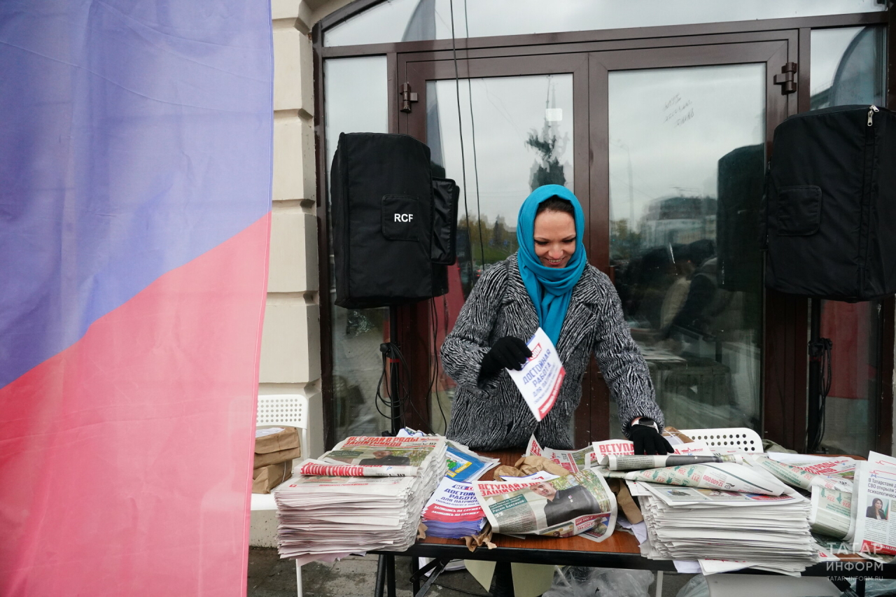 В Казани прошли пикеты в поддержку контрактной службы