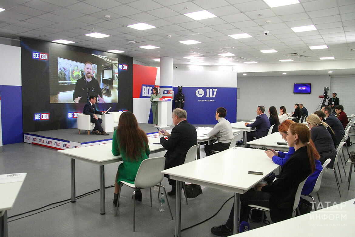 «Контракт — это большие льготы и привилегии»: в Татарстане проходит марафон «ВСЕ СВОИ»