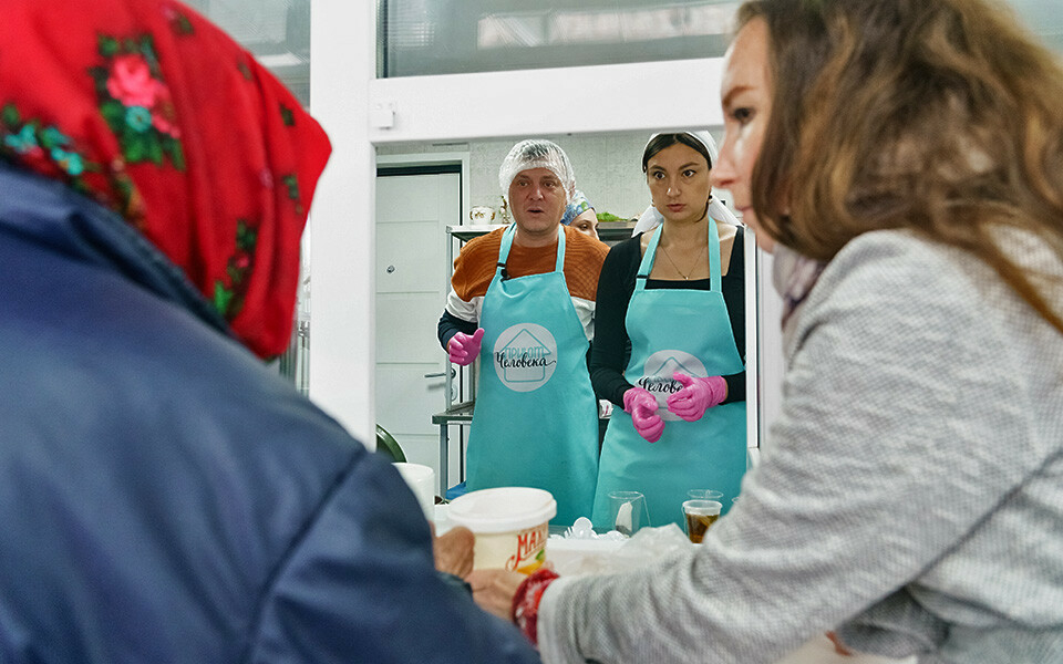 «Если бы не они, я умер бы с голода»: как «Приют человека» в Казани кормит нуждающихся