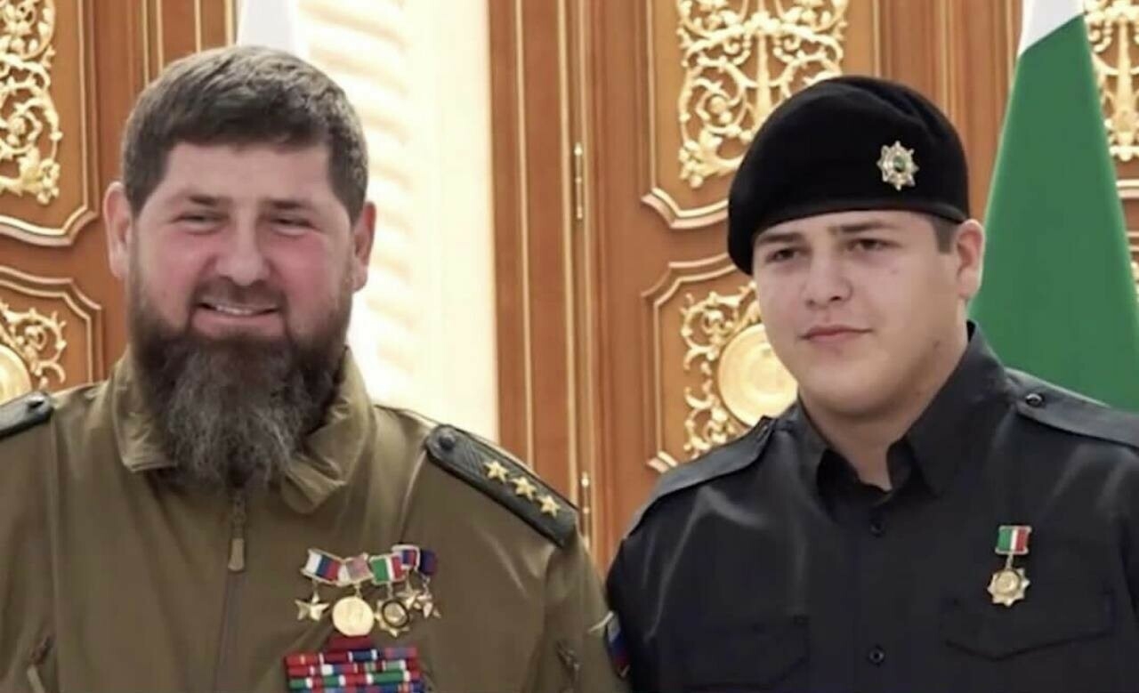 Глава КЧР наградил сына Кадырова орденом за укрепление традиционных исламских ценностей