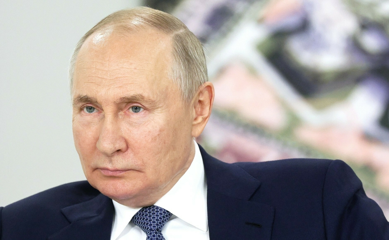 Путин обсудил с Совбезом борьбу с незаконным оборотом оружия