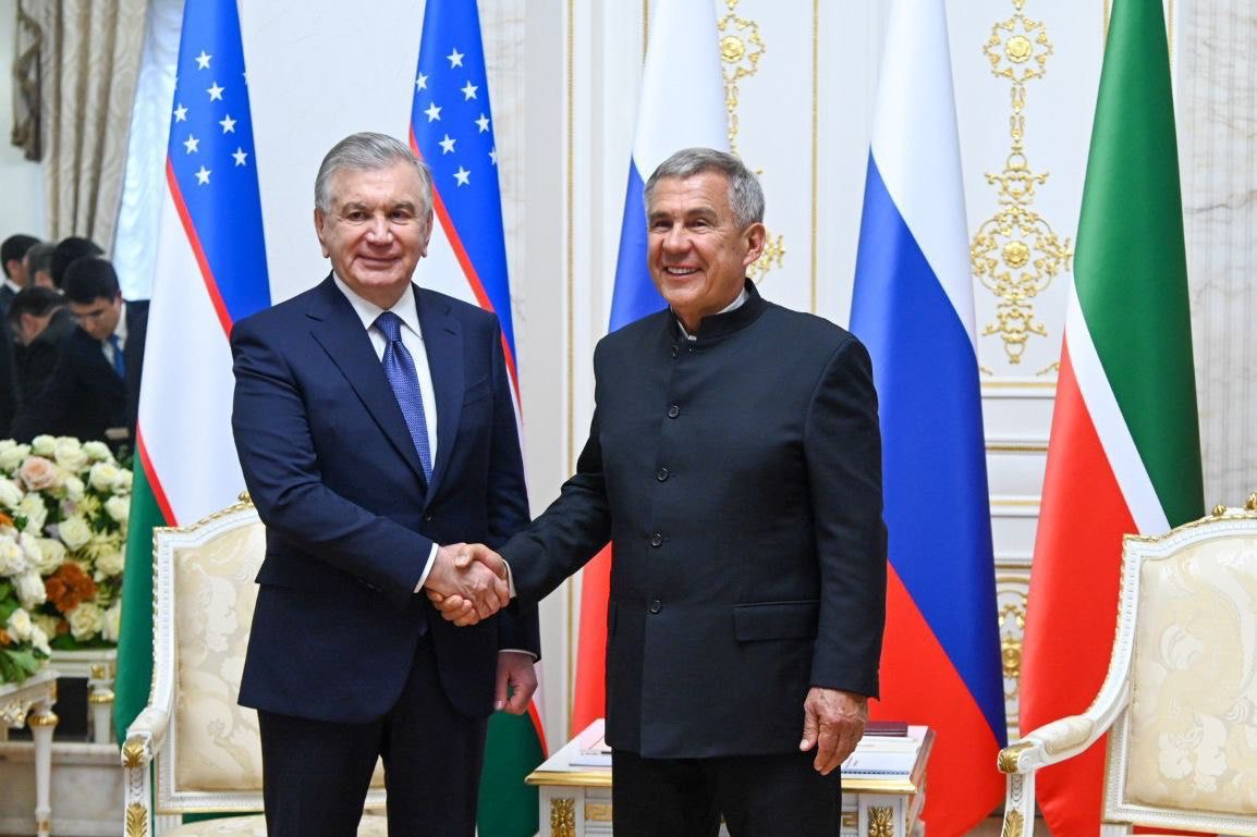 Минниханов и Мирзиёев провели встречу в Казанском Кремле