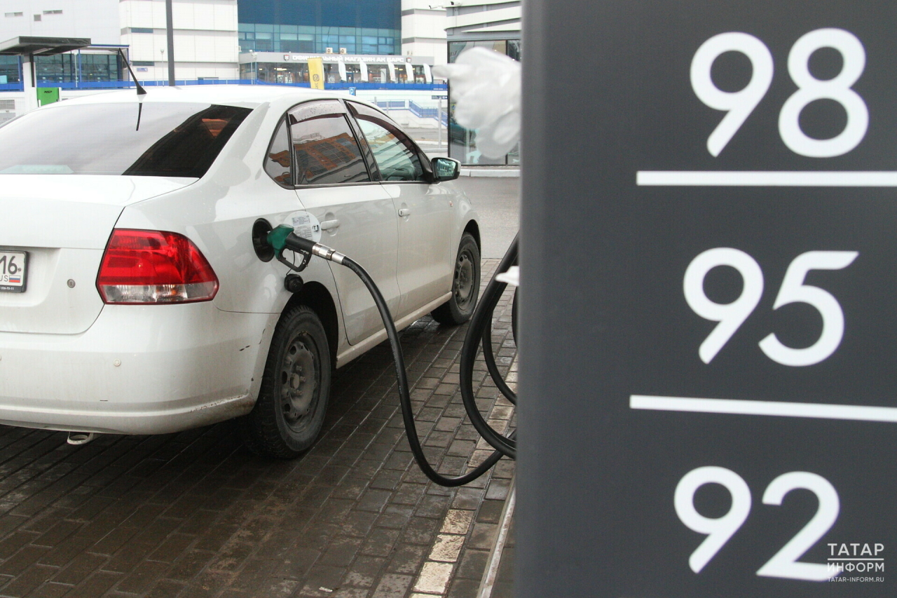 Цены на бензин в Татарстане держатся на прежнем уровне