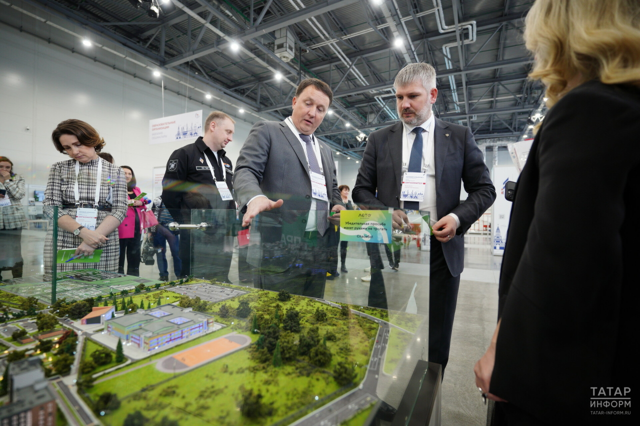 Гастарбайтеры уехали – как строить города? Минстрой России ищет новые кадры в Казани