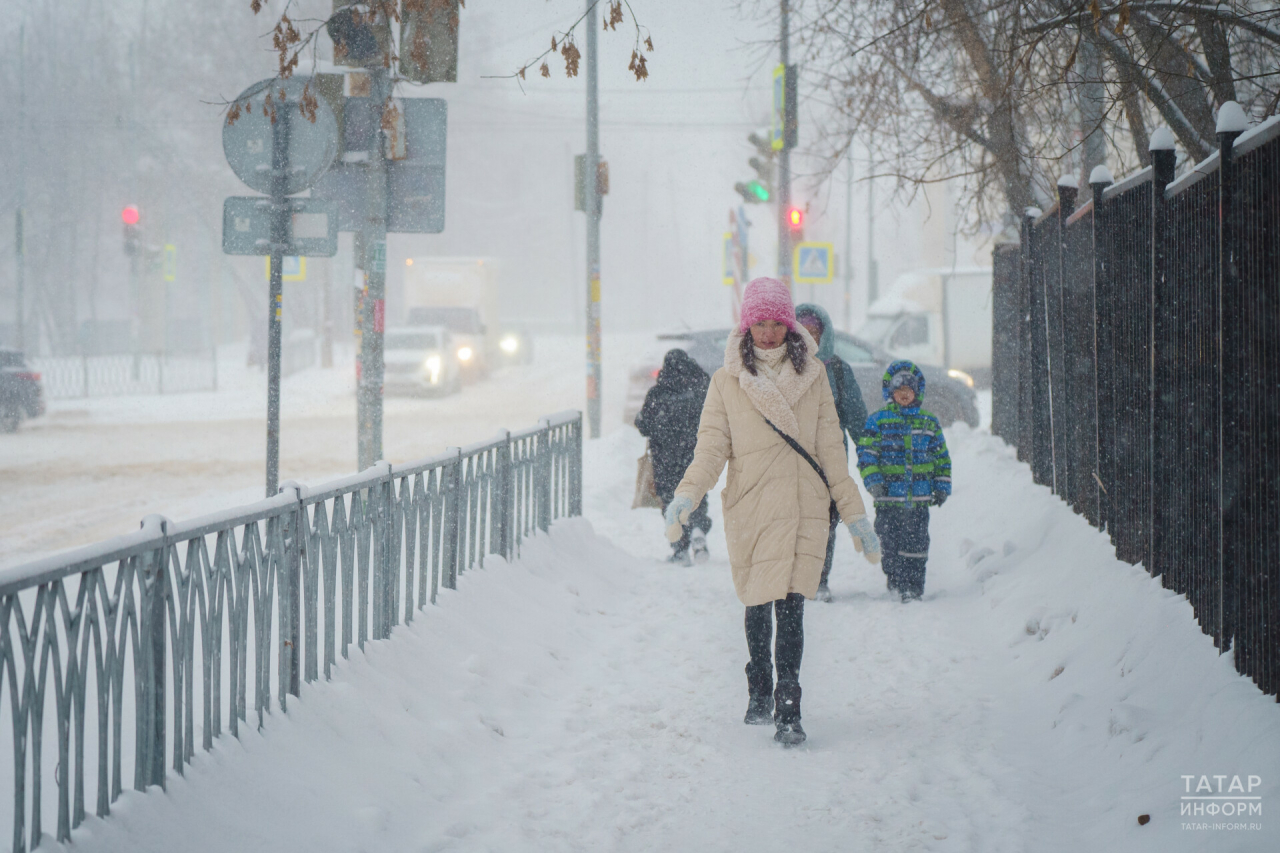 Благодаря атмосферному фронту в Татарстане ожидается мокрый снег, туман и гололед