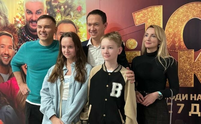 Альметьевск стал первым городом, где показали российскую комедию «Ёлки 10»
