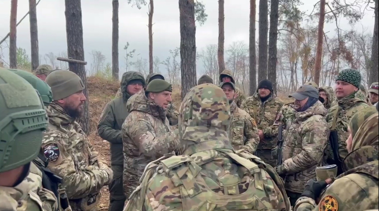 Экс-бойцы «Вагнера» показали видео встречи на передовой с командиром спецназа «Ахмат»