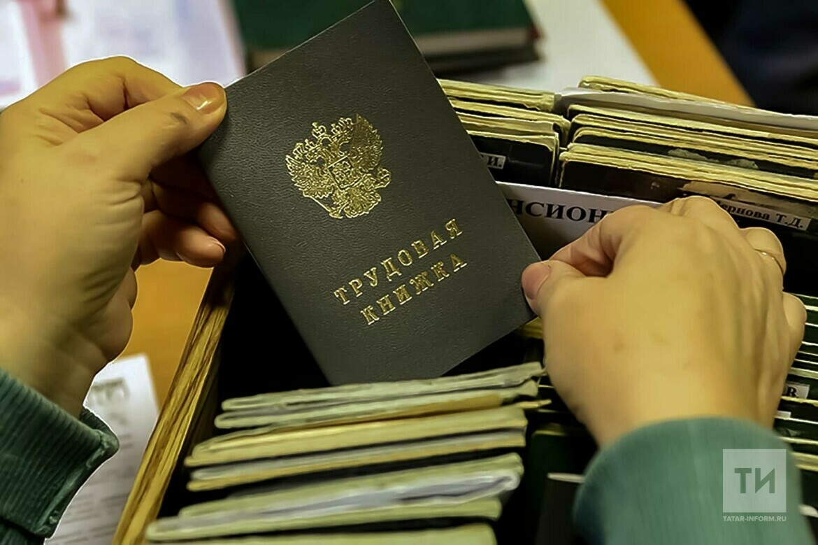 В России планируют запретить увольнять родителей-одиночек с детьми до 16 лет