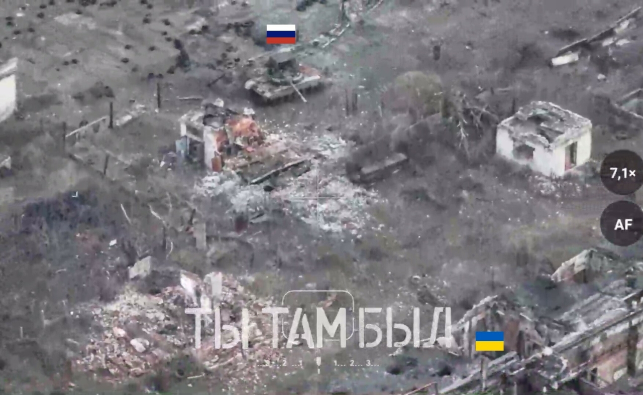«Едва не подбили»: появилось видео боя нижегородских танкистов в промзоне Авдеевки