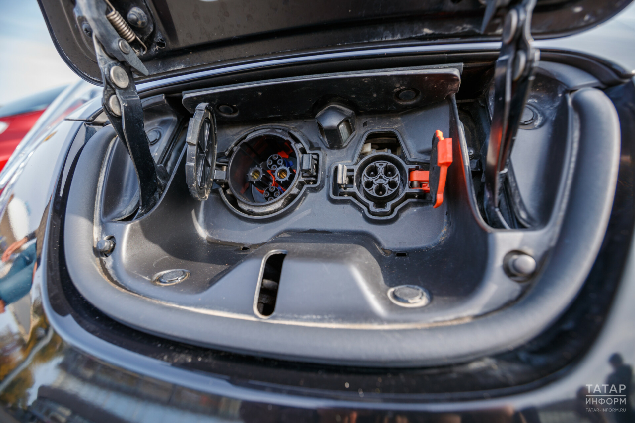 Кабмин РТ продлил и расширил субсидии на зарядную инфраструктуру для электрокаров