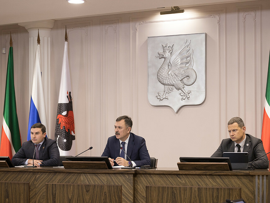 Руководитель исполкома Казани призвал ускорить подготовку к саммиту БРИКС