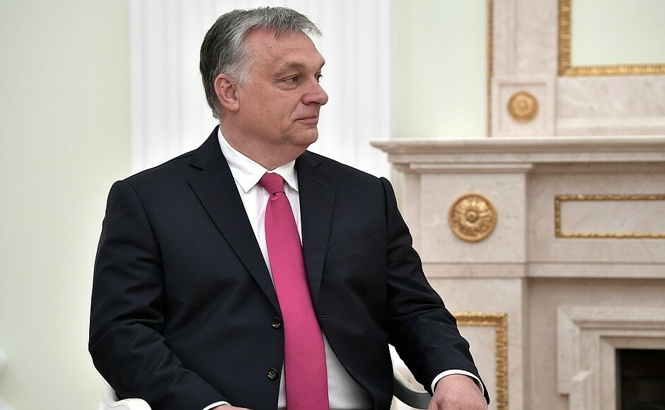 Орбан заявил, что Венгрия не хотела бы иметь общую границу с Россией