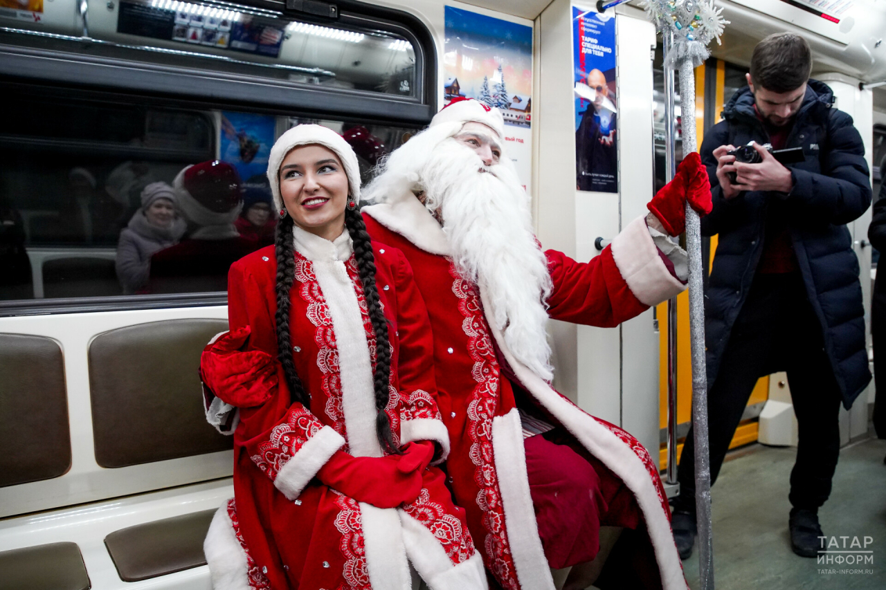 Яңа ел төнендә Казан метросы, троллейбуслар һәм трамвайларның эш сәгатен озайттылар