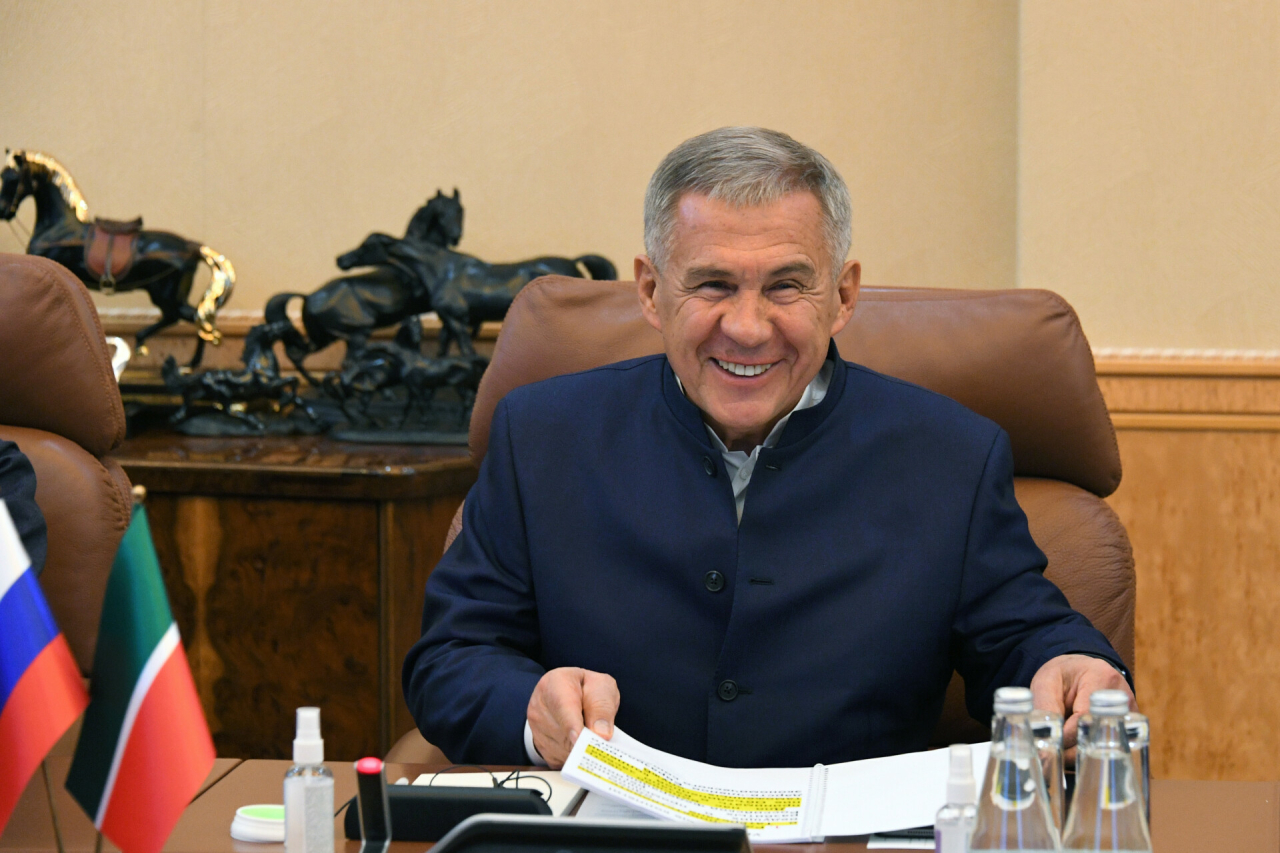 Миңнеханов: 2022 елда Татарстанның тышкы сәүдә әйләнеше 19 миллиард долларга кадәр артты