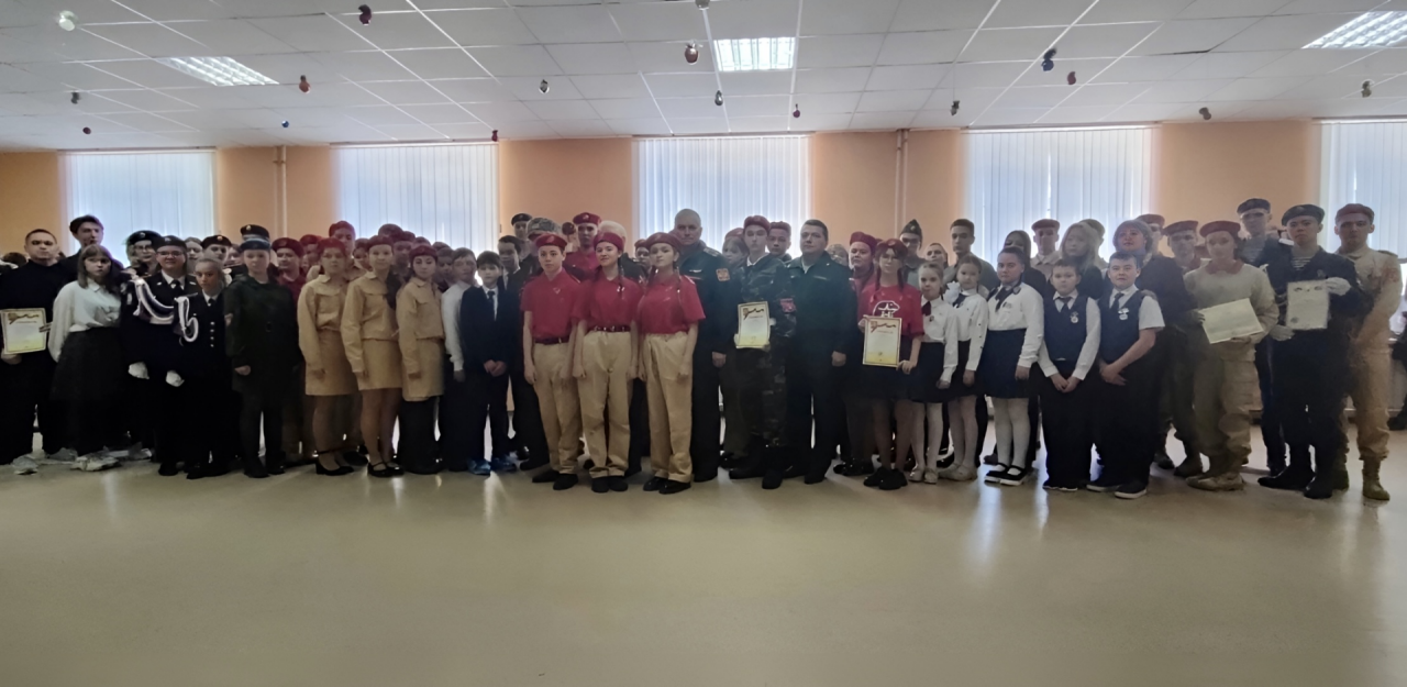 Ветераны боевых действий и бойцы СВО приняли участие в слете «Юнармии» в Зеленодольске
