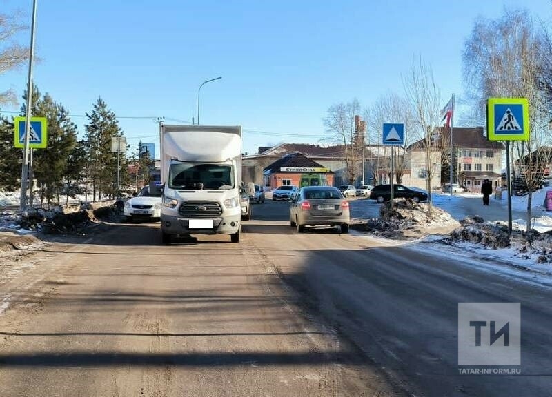 В Татарстане легковушка на зебре сбила женщину, пострадавшая скончалась в больнице
