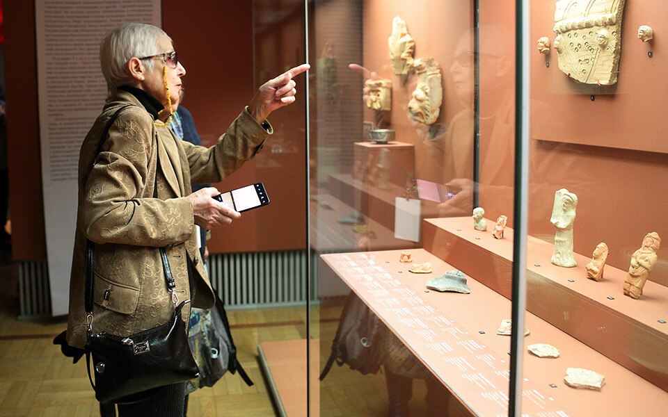 Античный «Титаник» и золото курганов: открылась выставка Эрмитажа «Александр Македонский»