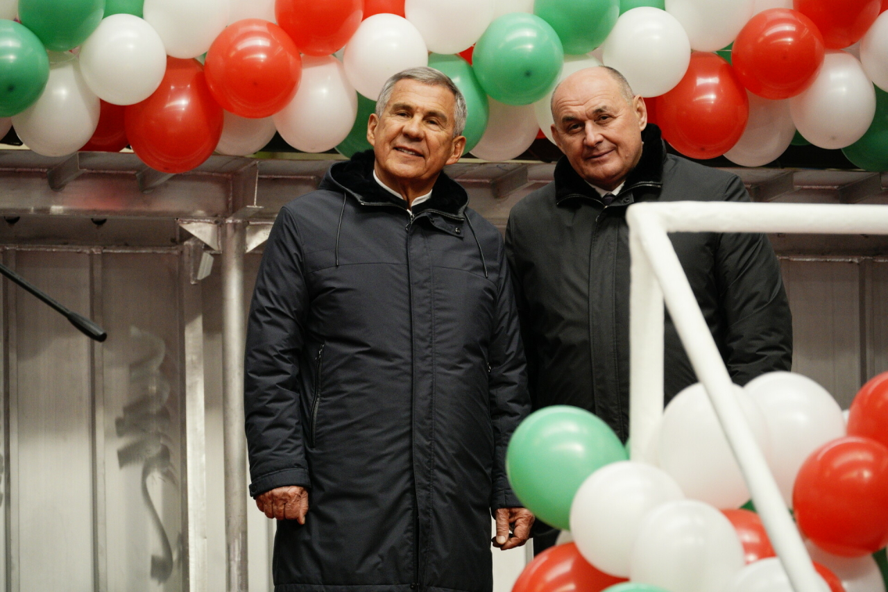 «Татарстан богат водными ресурсами»: Минниханов дал старт строительству трех кораблей