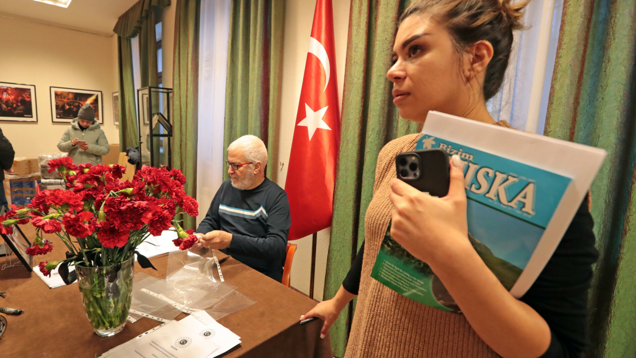 Более полутысячи человек в день: татарстанцы массово несут помощь пострадавшим в Турции