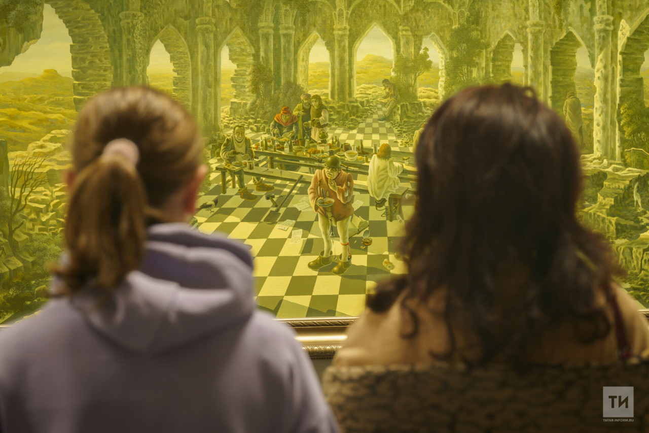 «Эта женщина и этот мужчина заразили меня живописью»: открылась выставка семьи Мамлеевых