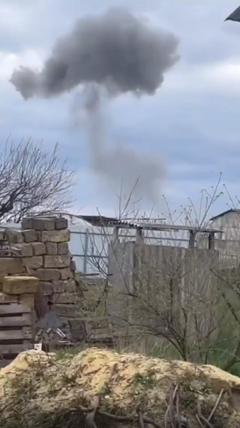 В районе авиабазы Гвардейское в Крыму сбили беспилотник