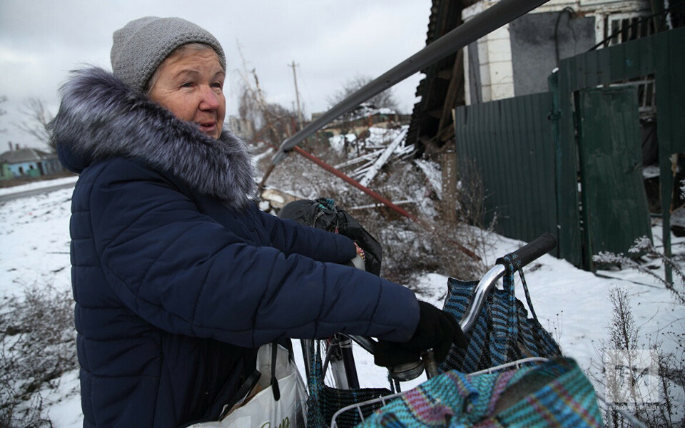«Бандеровский снаряд до сих пор лежит в доме»: истории прифронтовых городов и их жителей