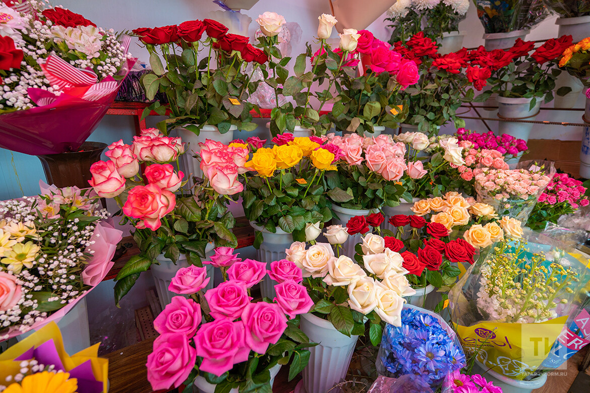 «Тут и пандемия, Европа закрылась»: владельцы цветочного бизнеса взвинтили цены к 8 Марта