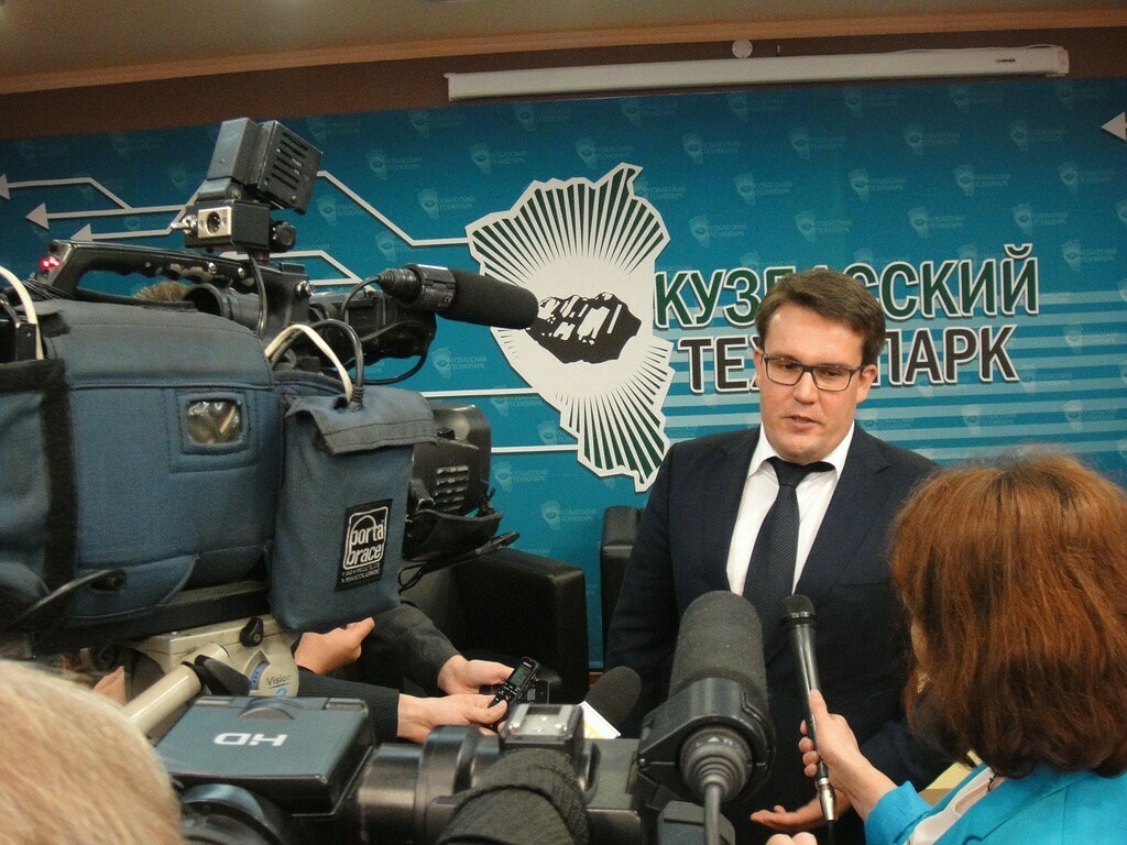 Экс-пресс-секретарь мэра Казани стал директором по работе с госорганами УК «Дело»