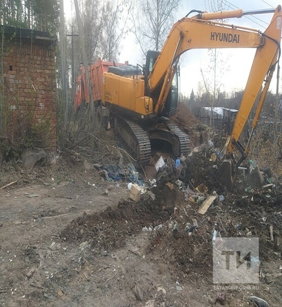 Коммунальщики вывезли 43 тыс. кубов мусора с несанкционированных свалок Елабуги