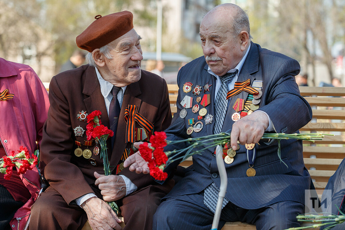 «Мелочей быть не должно»: Магдеев поручил к 9 Мая охватить заботой семью каждого ветерана