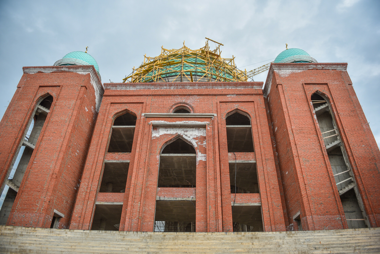 Минареты на соборной мечети «Джамиг» в Челнах установят к концу июня