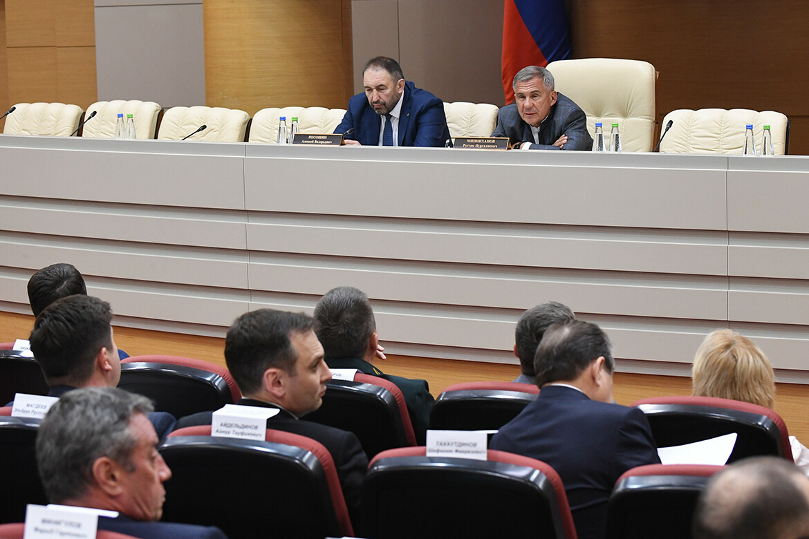 «Это не для меня и не для Раиса»: Коробченко хочет придать вес нефтяному форуму в Казани