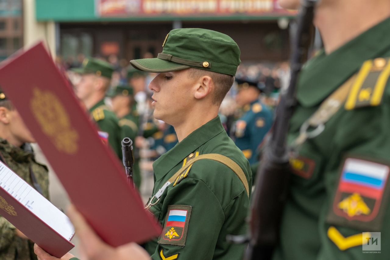Путин объявил 21 ноября Днем военной присяги
