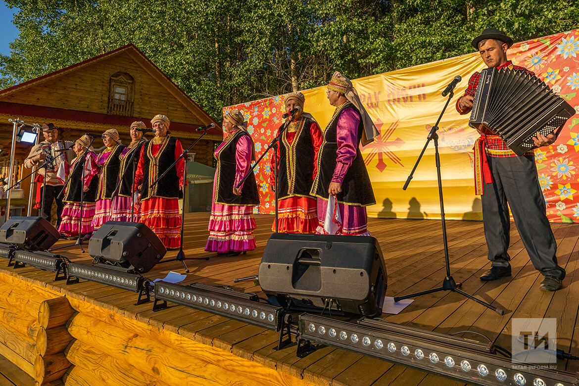 С профессиональной свахой и песнями Салавата: как в Татарстане отметят Питрау