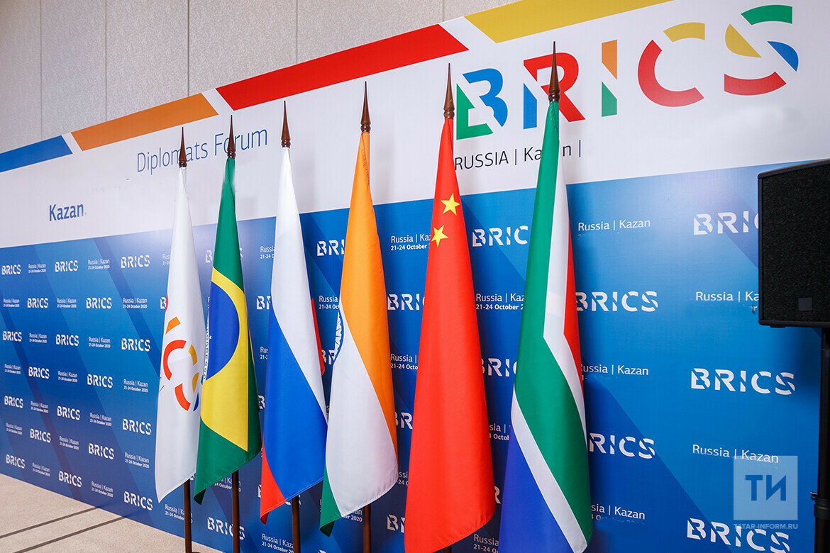 В Татарстане создают республиканский оргкомитет по проведению саммита БРИКС в Казани