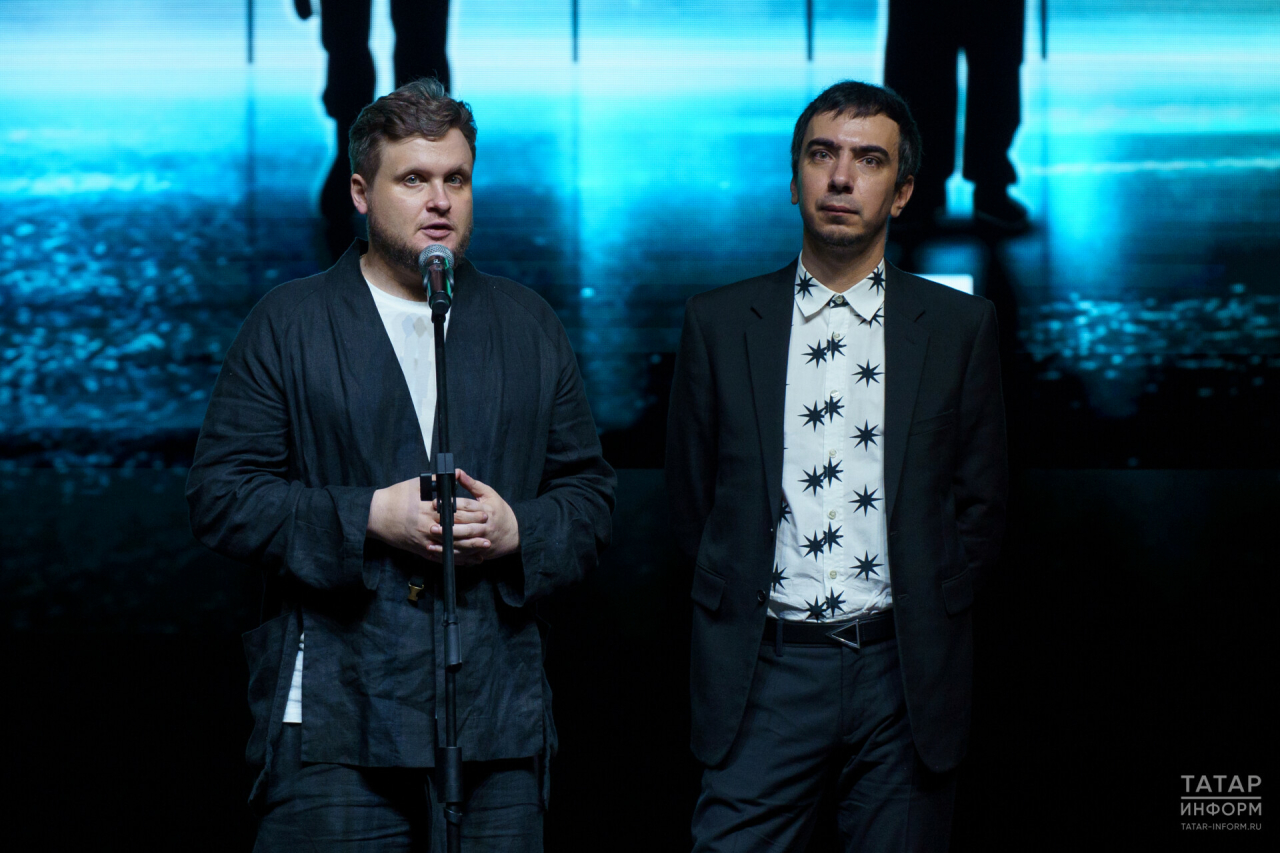 Вован и Лексус рассказали, как бороться с фейковыми новостями