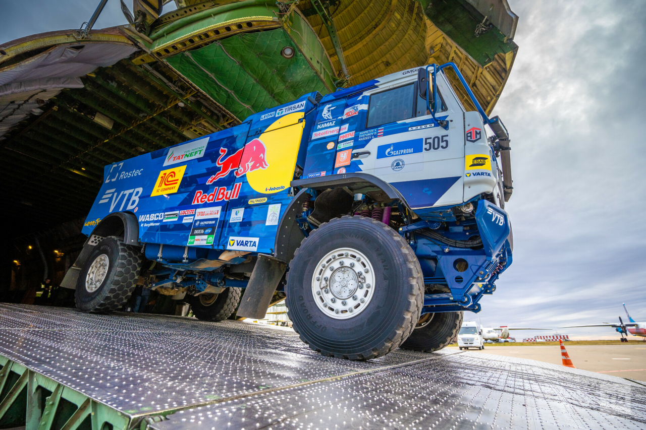Все экипажи «КАМАЗ-мастера» допущены до старта ралли «Шелковый путь-2023»