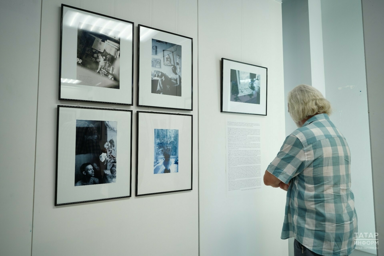 «Встреча с фото в меняющемся мире»: художник Гурьянов вернулся в Музей ИЗО фотоэпизодом
