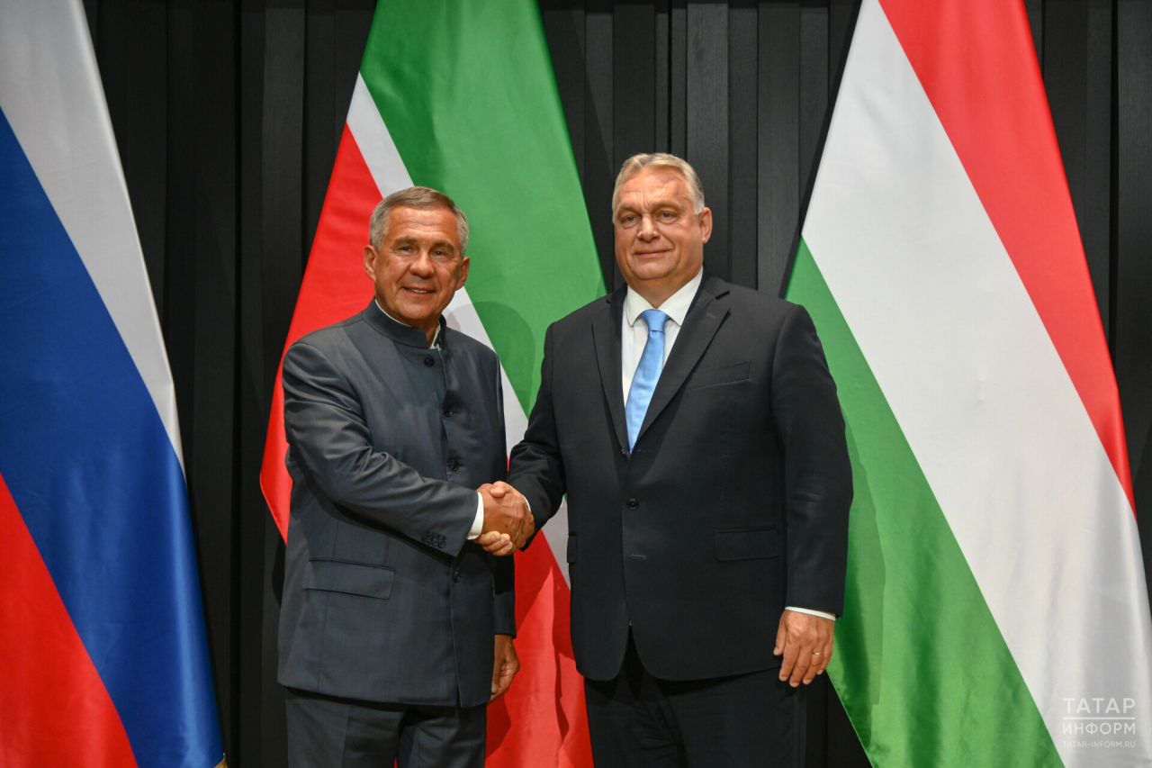 Высшая лига дипломатии России и зерновая сделка: что значит визит Минниханова в Будапешт
