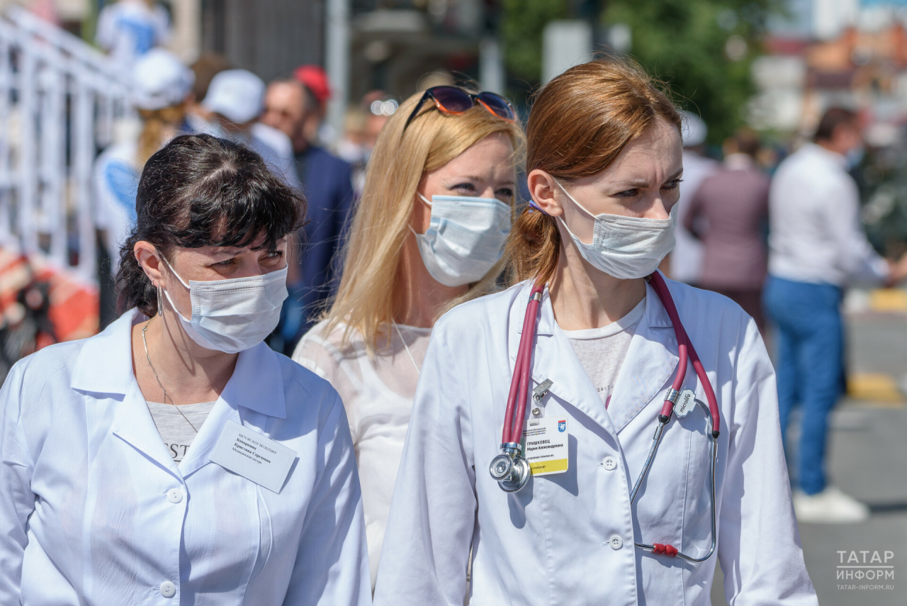 Минздрав дал рекомендации регионам по введению масочного режима