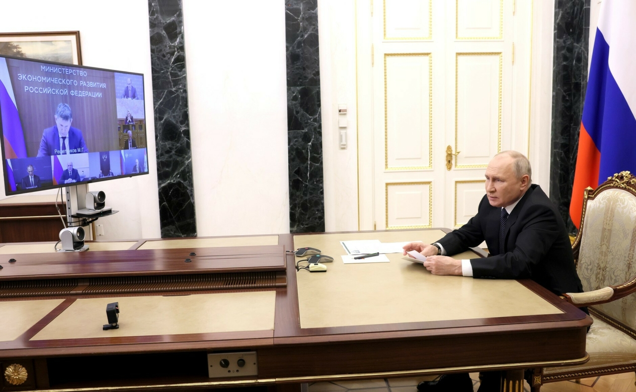На обсуждении проекта нового бюджета России Путин затронул тему нефтегазовых доходов