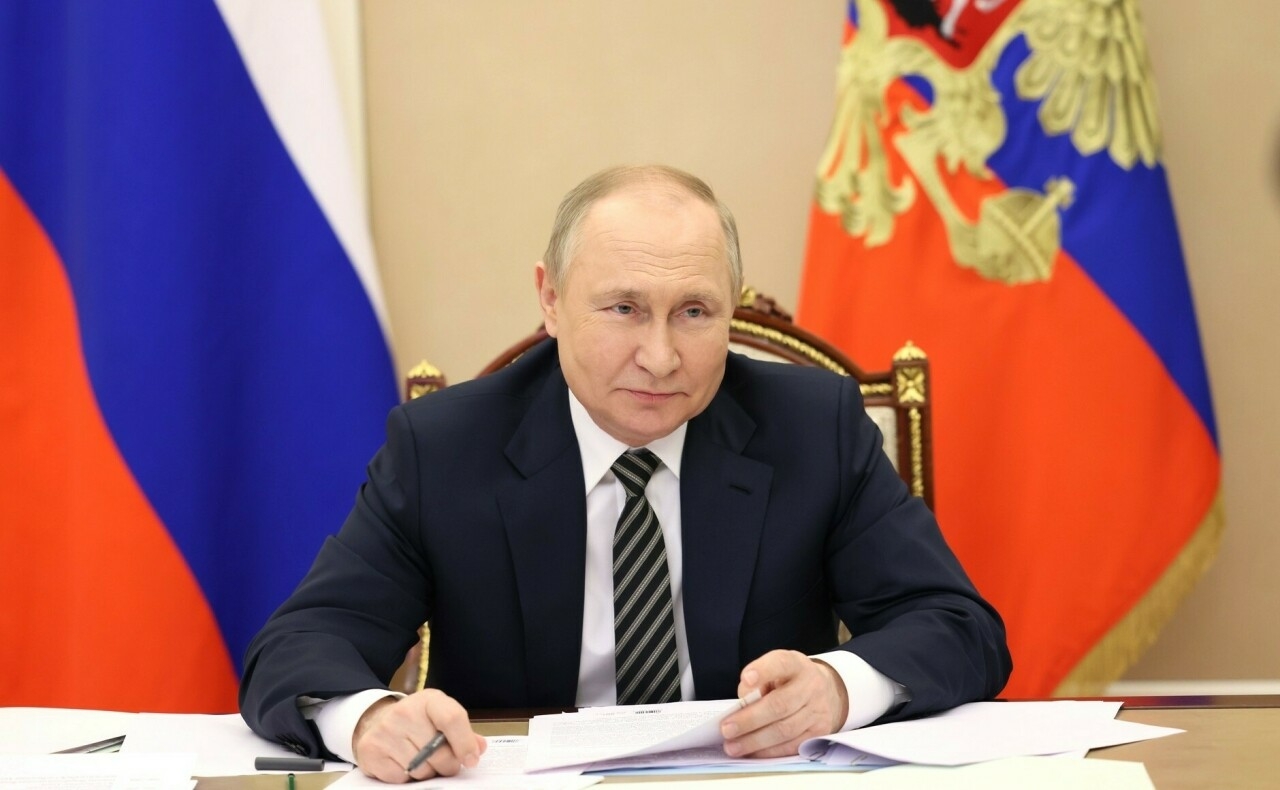 Путин поручил ускорить работу над правовыми актами по строительству многоэтажек из дерева