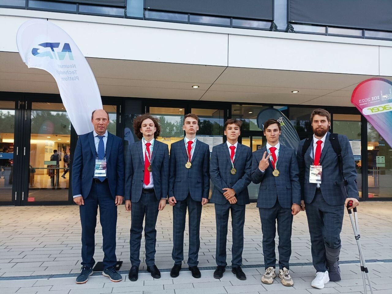 Школьники из Татарстана взяли золотые медали на Международной олимпиаде по информатике